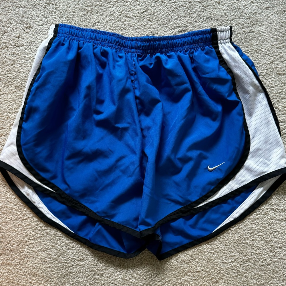 2 PAIR NIKE 3” DRI-FIT SHORTS - Picture 3 of 7